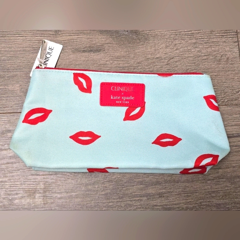 Clinique X Kate Spade Assessory Bag Aqua Red Lips NWT